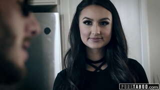 Елиза Ибарра - адвокат, който е необходим член Елиза Ибарра - адвокат, който е необходим член