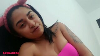 Трепери sapeca У Собу Са Веома Напаљени